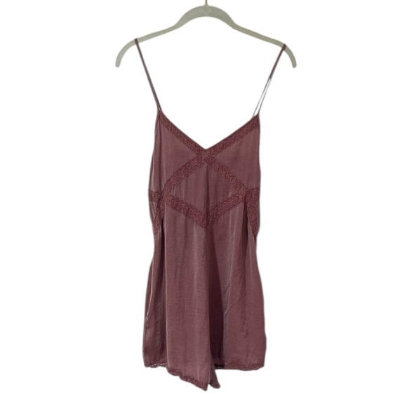 Aerie Women Romper Short Lace Silky Pockets Spaghetti Straps Sleeveless Size XS - Picture 15 of 15